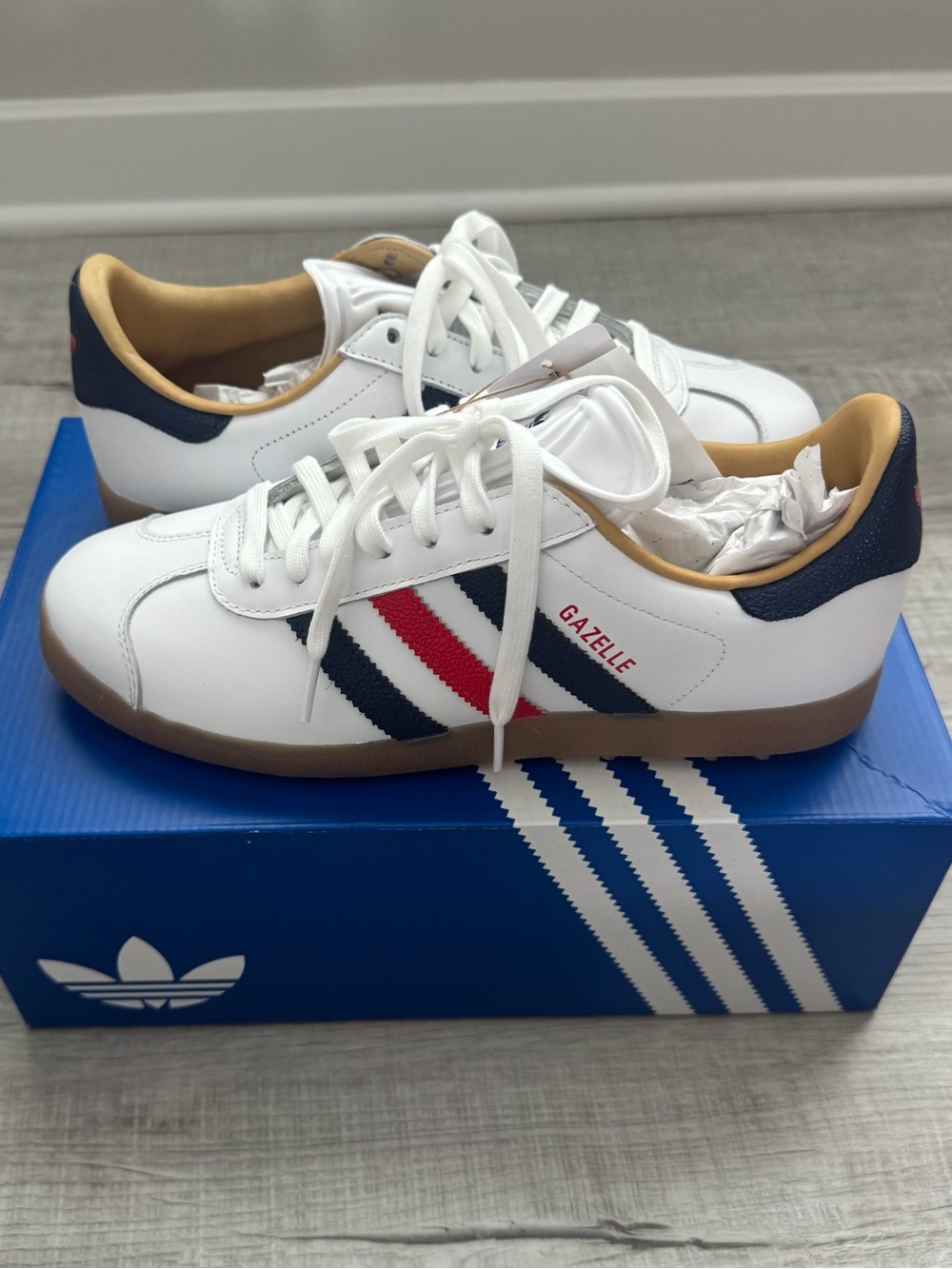Adidas Gazelle Leather Spikeless Golf Shoes “Cloud White/Dark Blue/Red” JP7705